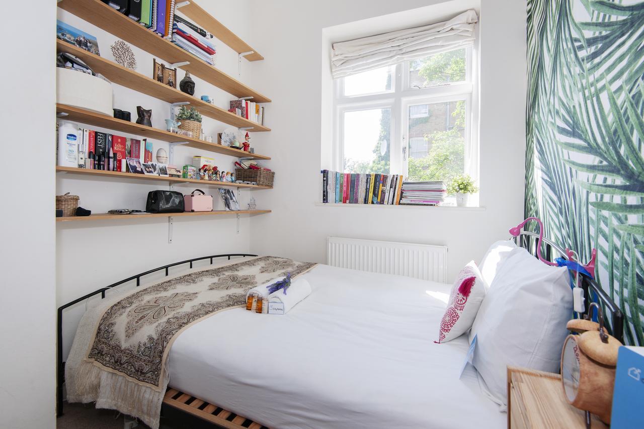 Bright Gratton Road Apartment London Exterior photo